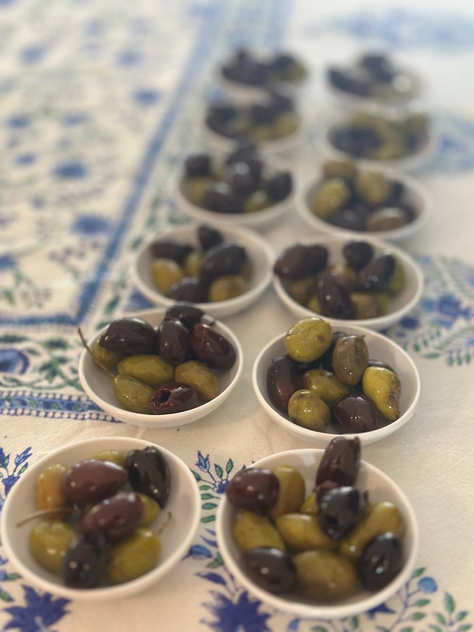 מנות קטנות מוכנות לאירוח